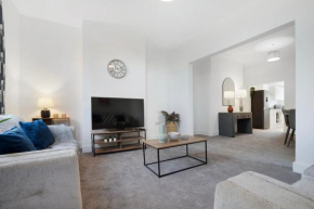 NEW! Spacious 4BR in Sidney